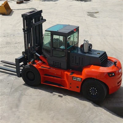 Suure diiselmootoriga kahveltõstuk