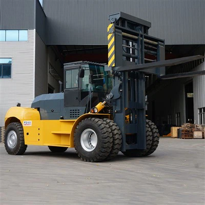 30-tonnine suure kandevõimega diiselmootoriga kahveltõstuk